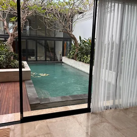 Uma Breeze Villas